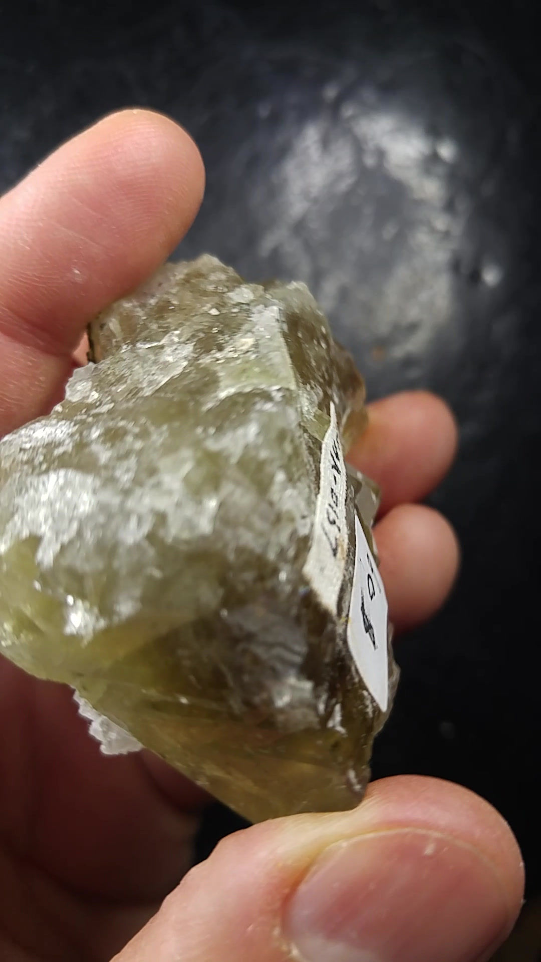 Quartz sur Fluorite (fluorescente bleue), El Hammam, Maroc