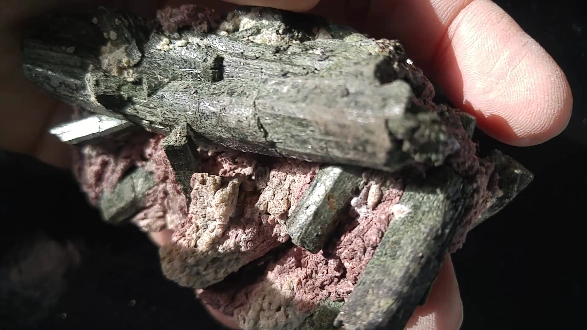 Arfvedsonite et Microcline, Girardville