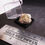 Miniature : Calcite, Strontianite / Cap Diamant, Québec