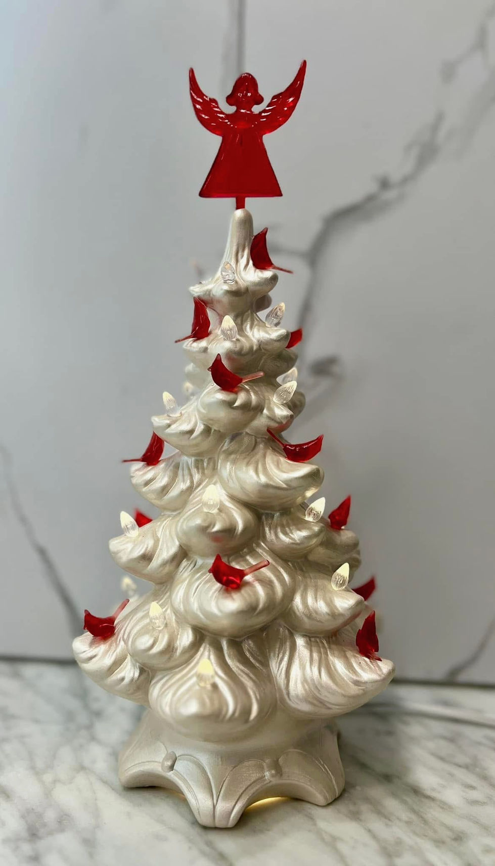 Acrylic Pearl with Cardinal Lights and Angel Star