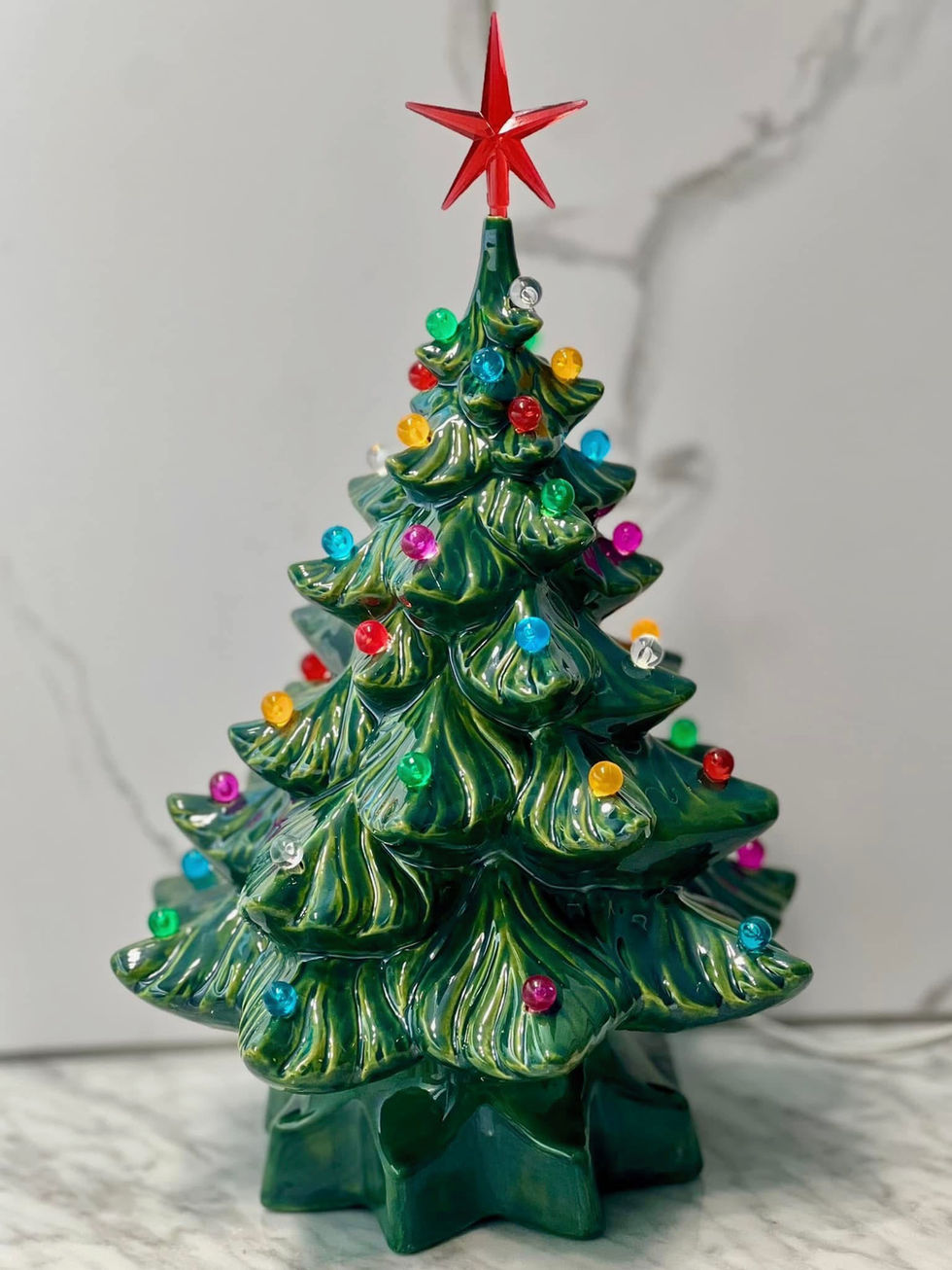 Lustre Green with Multicolor Globe Lights and Red Star