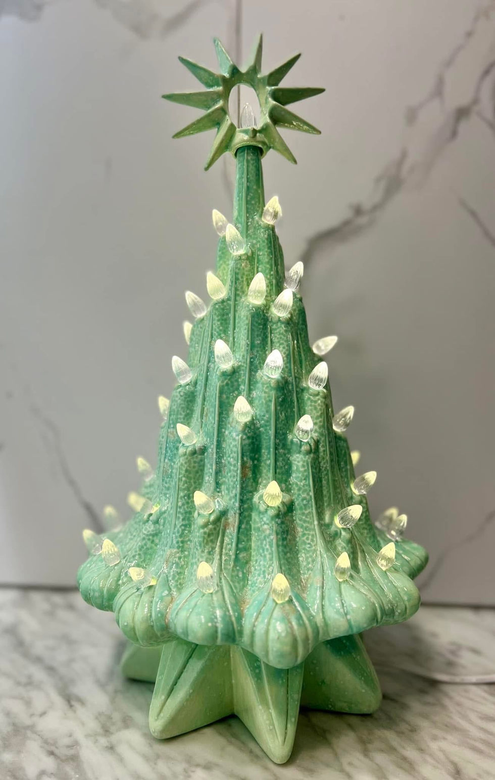Seafoam with Clear Twist Lights and Special Star