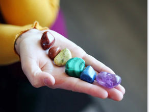 The Harmonious Connection Between the Sacral Chakra and Throat Chakra: A Journey of Self-Expression"