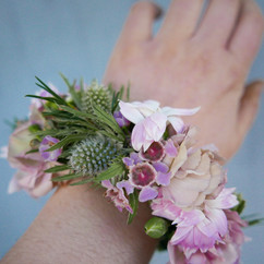 Blomsterarmband1.jpeg
