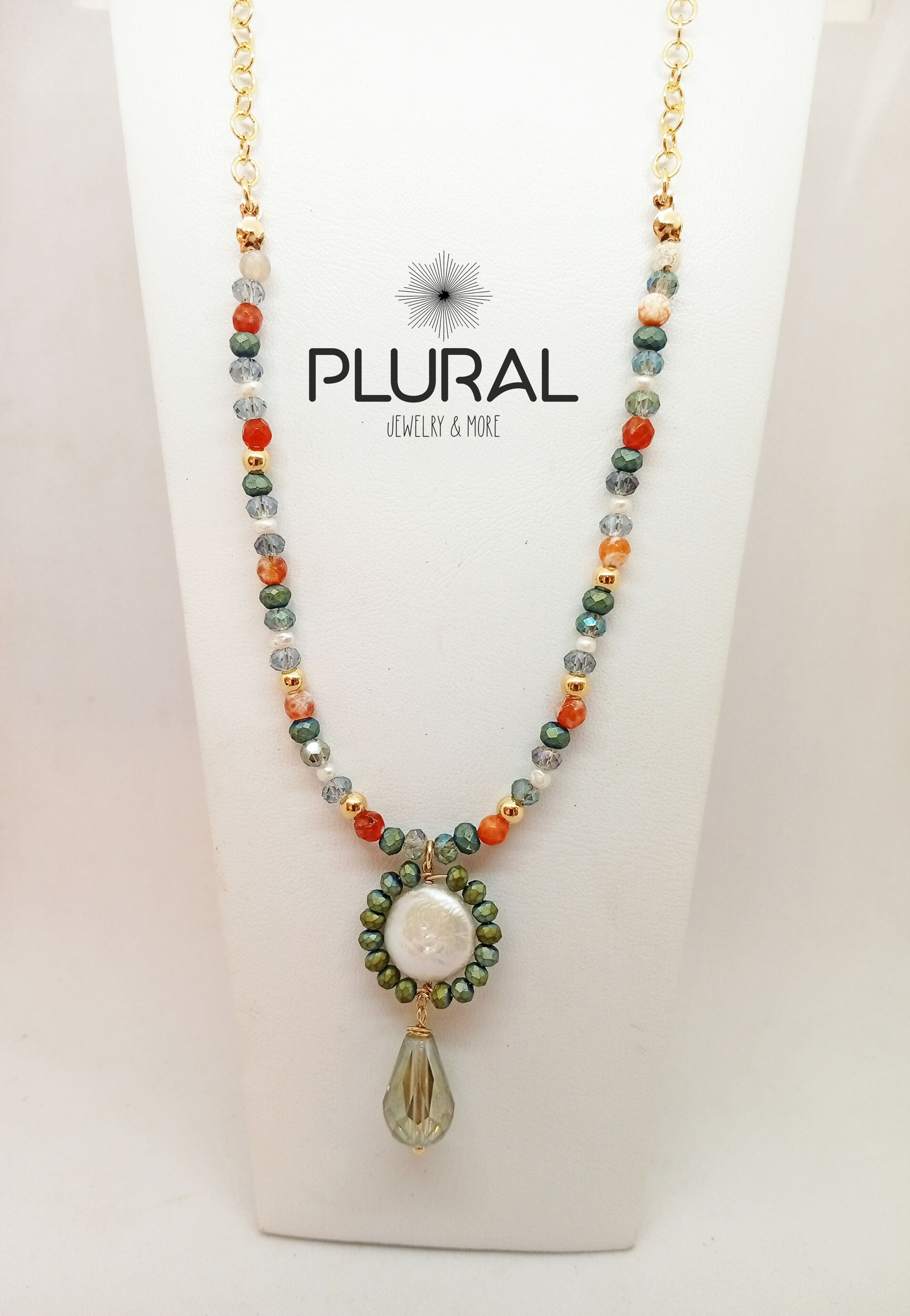 Collar de colores con Perlas