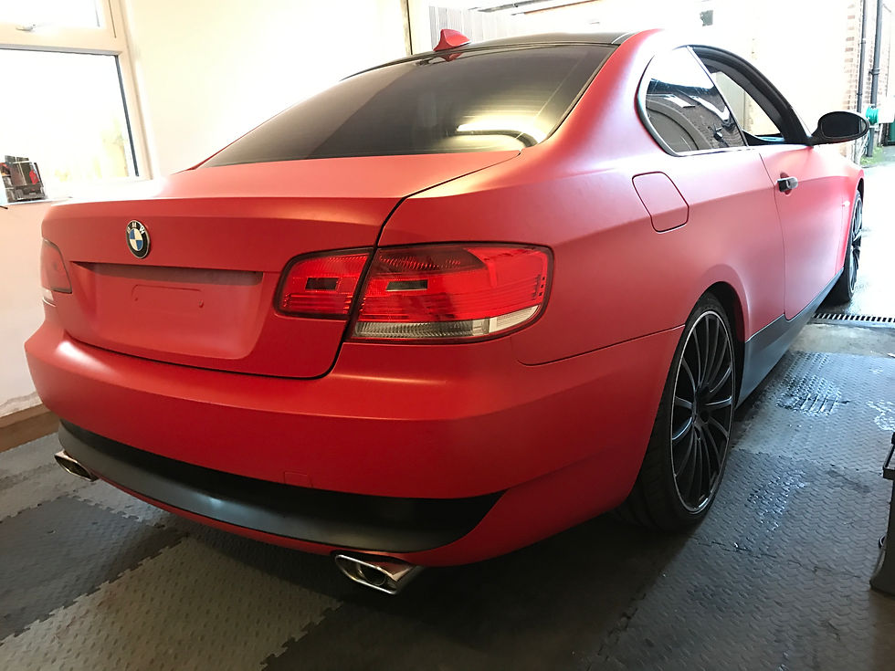 BMW E92 Wrapped in matte red