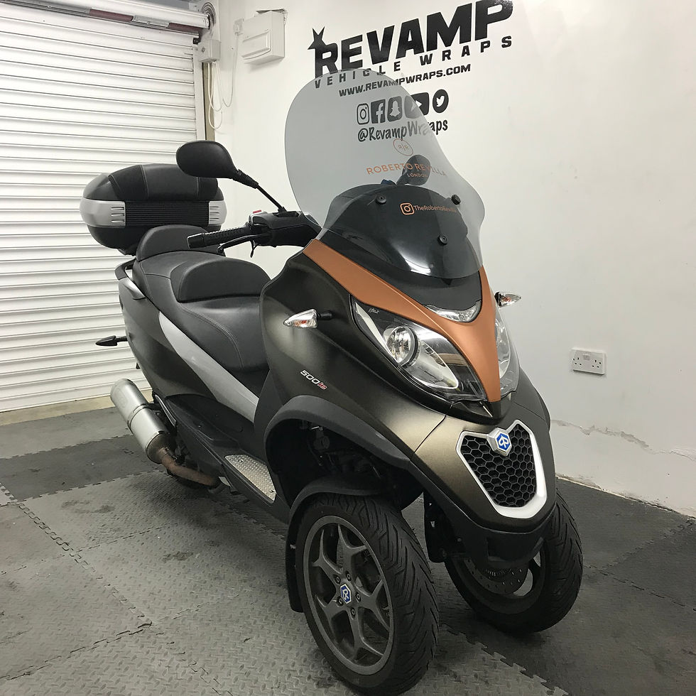 Piaggio MP3 wrapped in