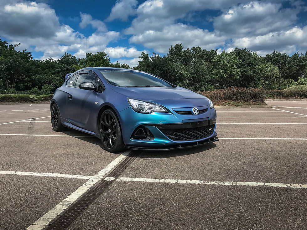 Astra GTC VXR wrapped in