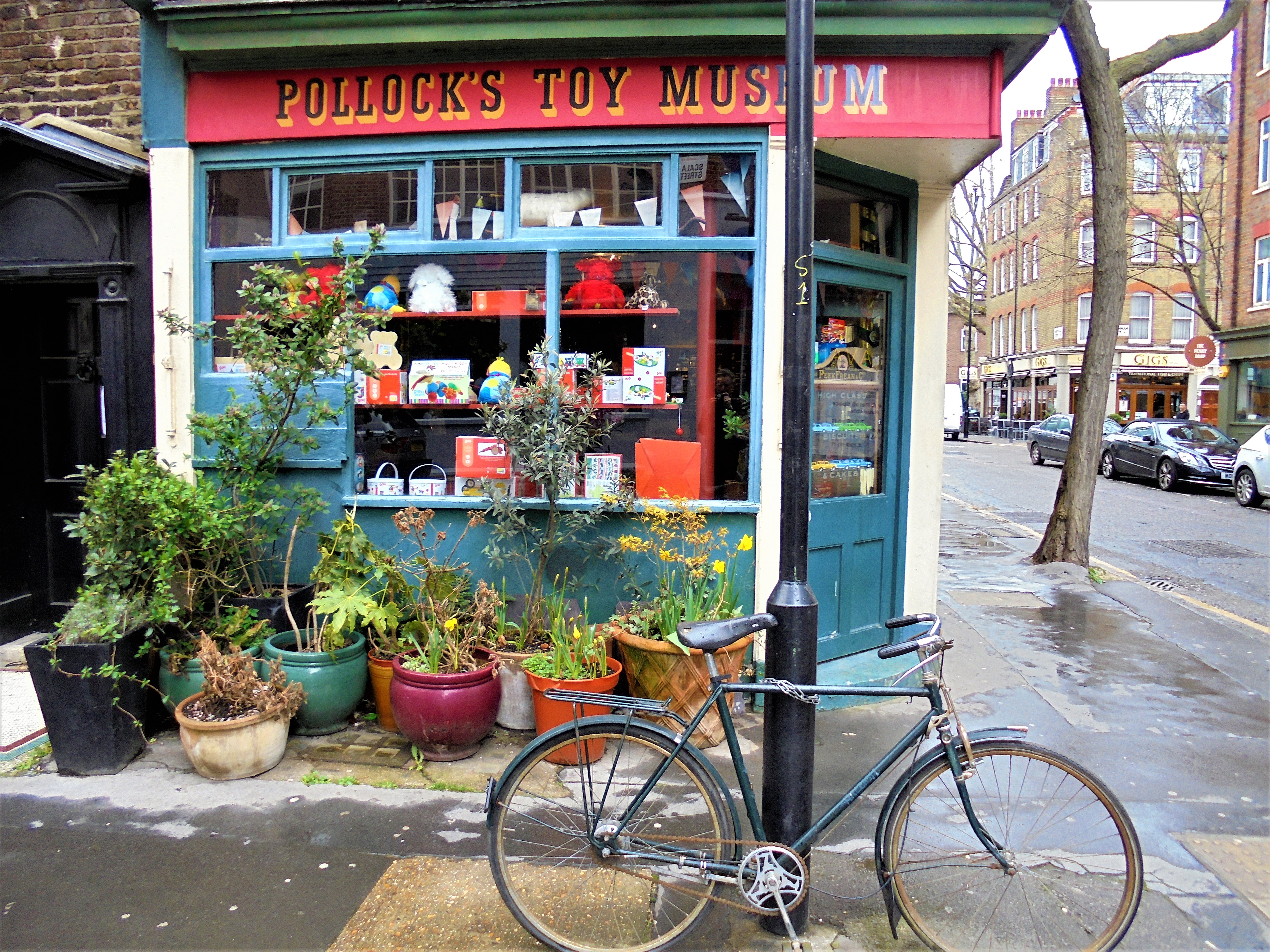 Pollock’s Toy Museum