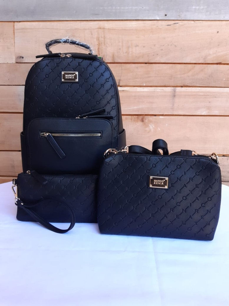 Set Mochila Tres Cierres Delanteros
