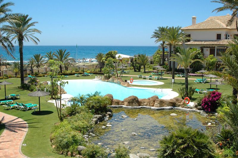 Los Monteros Playa Real Estate