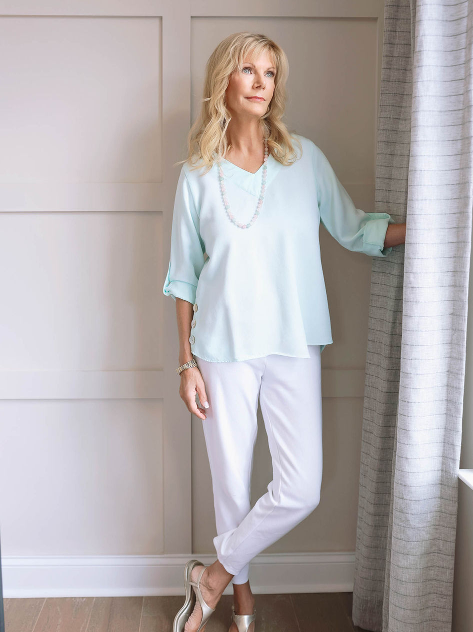 branding session portrait of Leslie showcasing professional brand tone