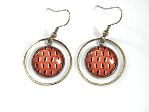 Boucles d'oreilles illustrations pingouins, fond orange