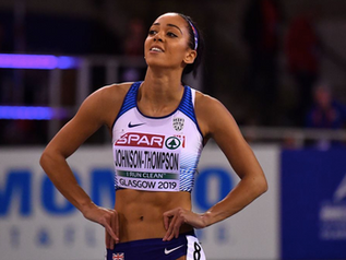 Championnats d'Europe 2019 (4/5) : K. JOHNSON-THOMPSON (GBR) fait le break à la longueur.