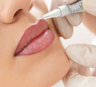 Cosmetic-lip-tattooing2.jpg