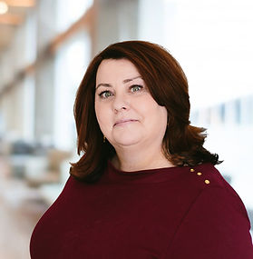 Tracy L. Lewis