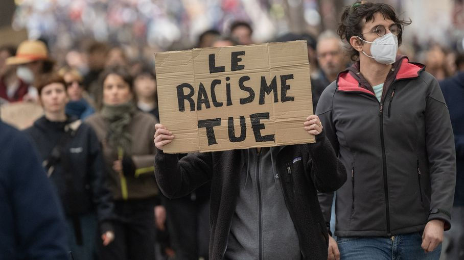 Attentat raciste en France : le suspect reconnaît avoir ciblé des victimes musulmanes et africaines