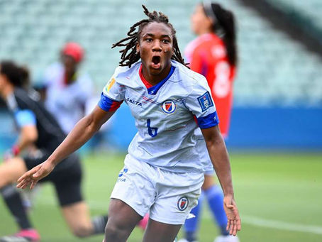 Melchie Dumornay, double fois buteuse ce samedi pour l’OL Lyonnes en amical face à London City 