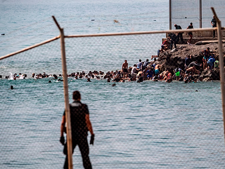 Afflux massif de migrants en Espagne : 18 morts et des milliers d’entrées