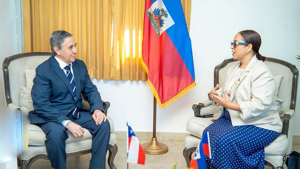 Raina Forbin reçoit l’ambassadeur du Chili arrivé en fin de mission