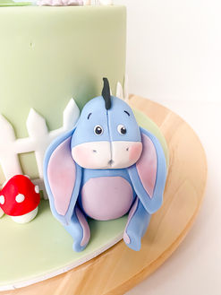 Winnie the Pooh Cake