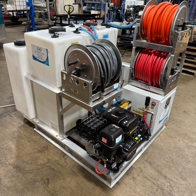 4x4 Mini Skid 