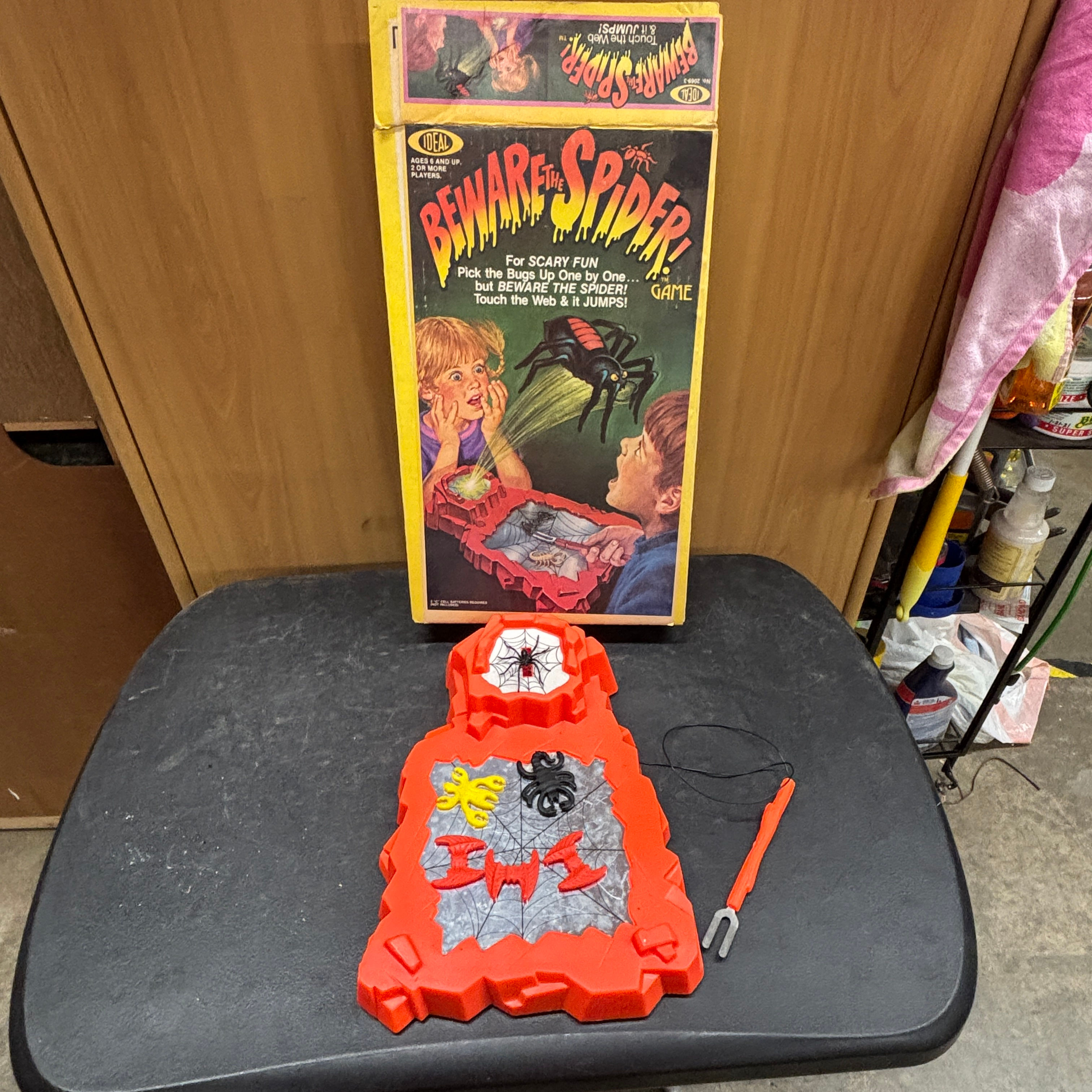 Vintage Ideal Games Beware the Spider Game