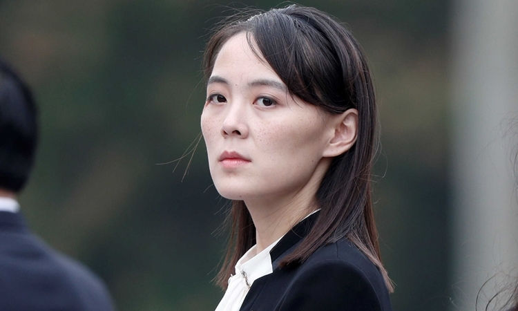 Kim Yo-jong tháp tùng Kim Jong-un tại hội nghị thượng đỉnh Mỹ - Triều ở Hà Nội tháng 2/2019. Ảnh: Reuters.