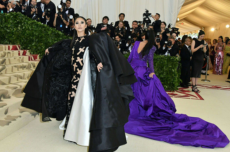 Nga Nguyễn tại Met Gala, Mỹ tháng 5/2018. Ảnh: AFP