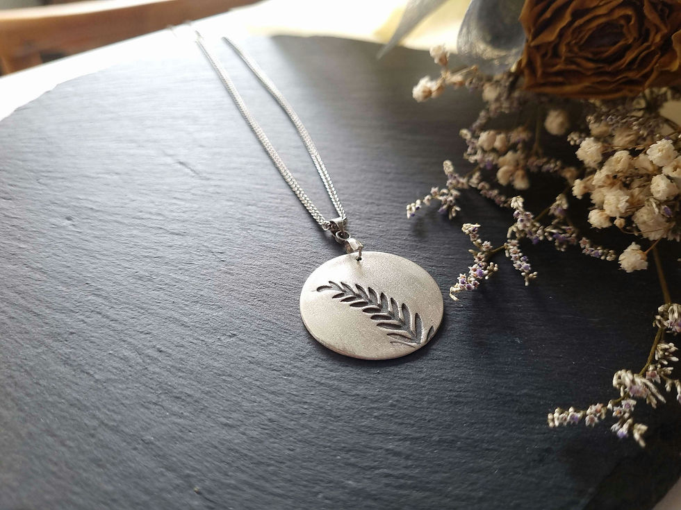 Thumbnail: Fine Silver Round Pendant with Fern Imprint (I)