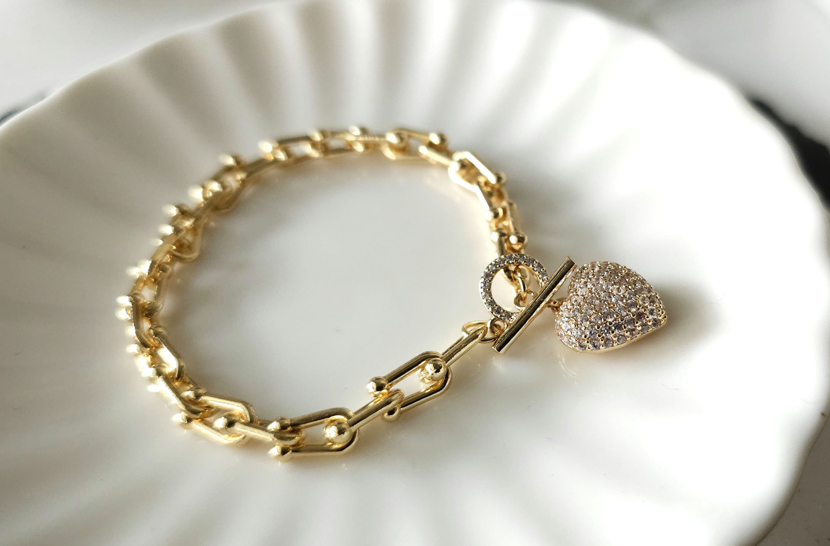 Box Chain with zirconia crystal heart charm