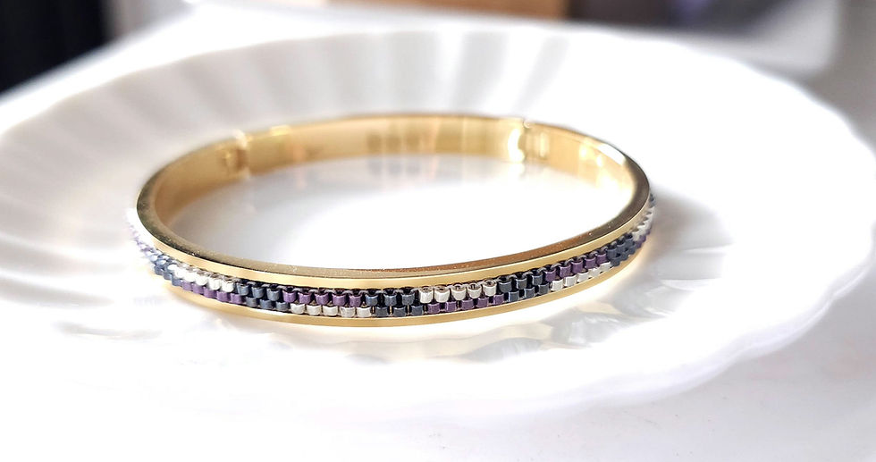 Thumbnail: Stylish hand beaded bangle ( 3 variations to choose from)
