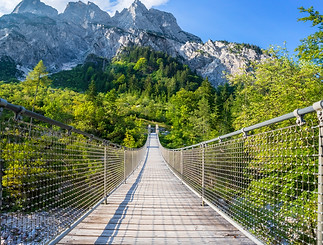 Brücke, verbinden; Tags für Foto: Verhandlung, Management, Expertise, Alternative, Leadership, Evaluation