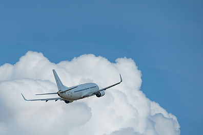 Flugzeug über den Wolken: Bildnachweis: Christo Anestev from Pixabay