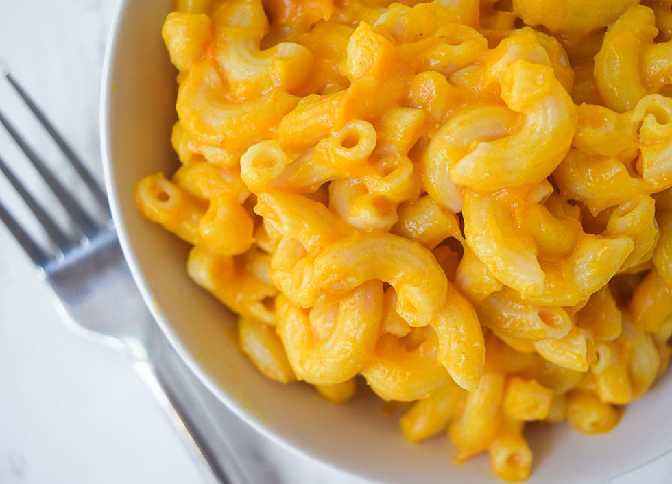 Everyone loves the American childhood classic, Mac & Cheese. Except this vegan, gluten-free variation offers nutritional value and delicious, wholesome flavor! I encourage gluten-free pasta for easy digestion and reduced inflammation. The plant-based cheese sauce is made from a blend of veggies and superfoods to help optimize health and wellness. This easy, vegan, 20 minute meal will surely satisfy your inner child and please all people at the dinner table (no matter what age)!