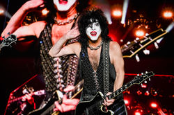 KISS (24)