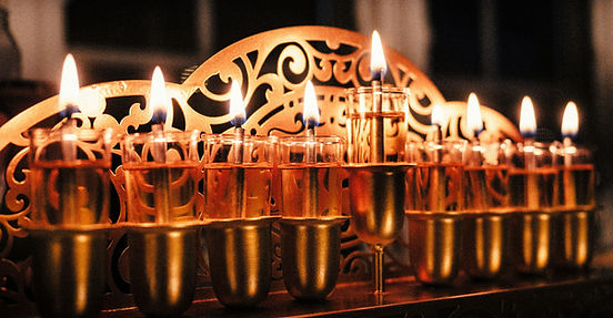 candle lighting, Friday night, challah, wine, kiddush, shira, singing, amidah, aleniu, ashrei, kaddish