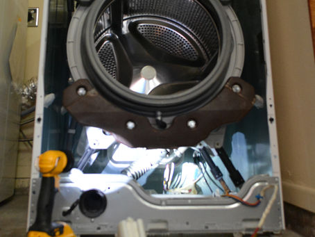 Step-by-Step Guide: How Technicians Change Gasket in Electrolux Washer