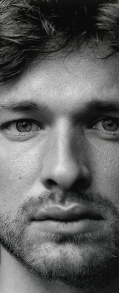 Louka Meliava dans le rôle de Jean Marais - Les amants terribles, mis en scène par Carole Giacobbi