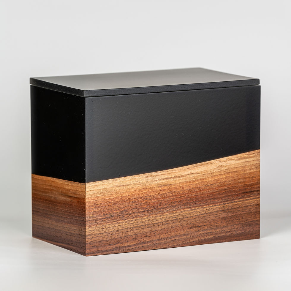 Thumbnail: The Windsor Urn - Urn 14 of 26