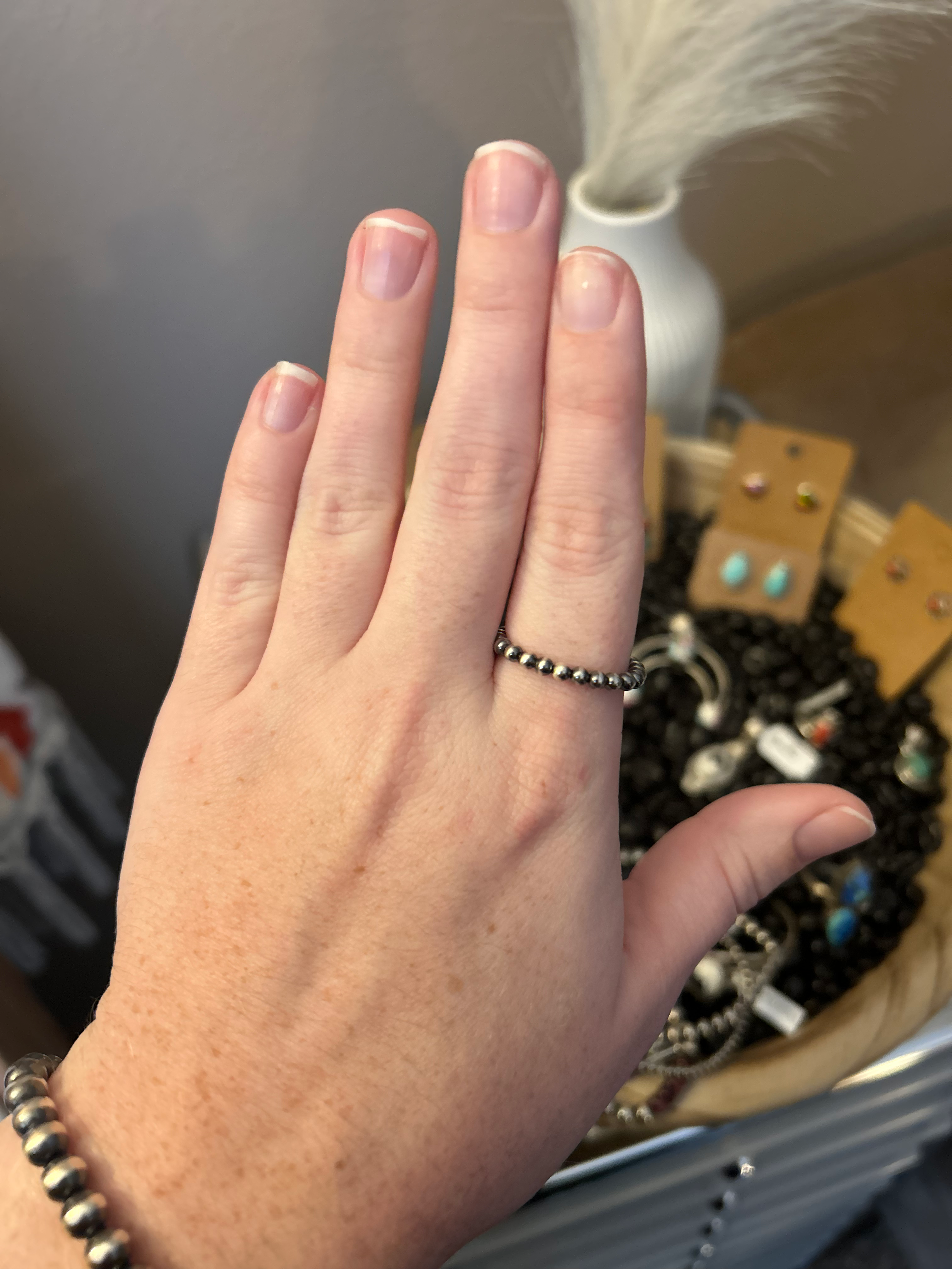Stretchy 3mm Ring
