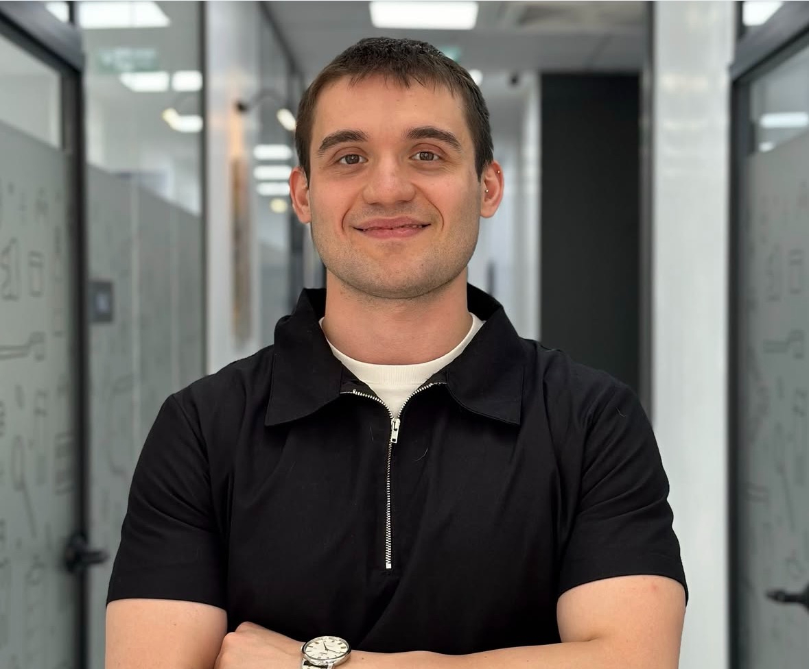 Yazarın fotoğrafı: Alpay Giray