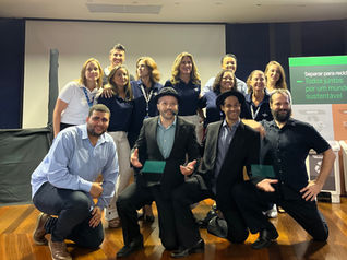 Grupo caixa cênica