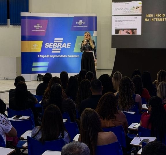 palestra de Alice Salazar