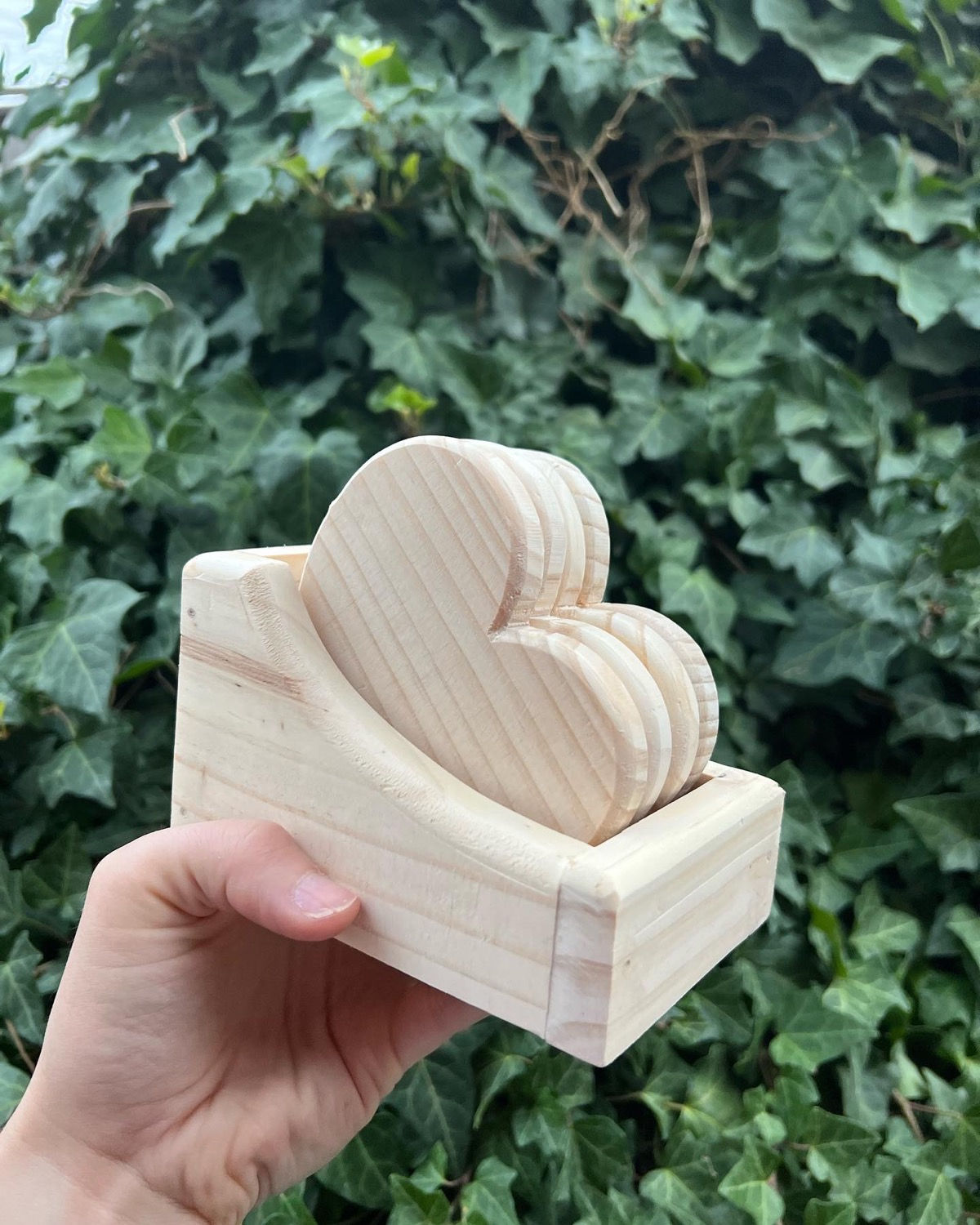 Set 4 posavasos corazón 10x10 madera de pino 
