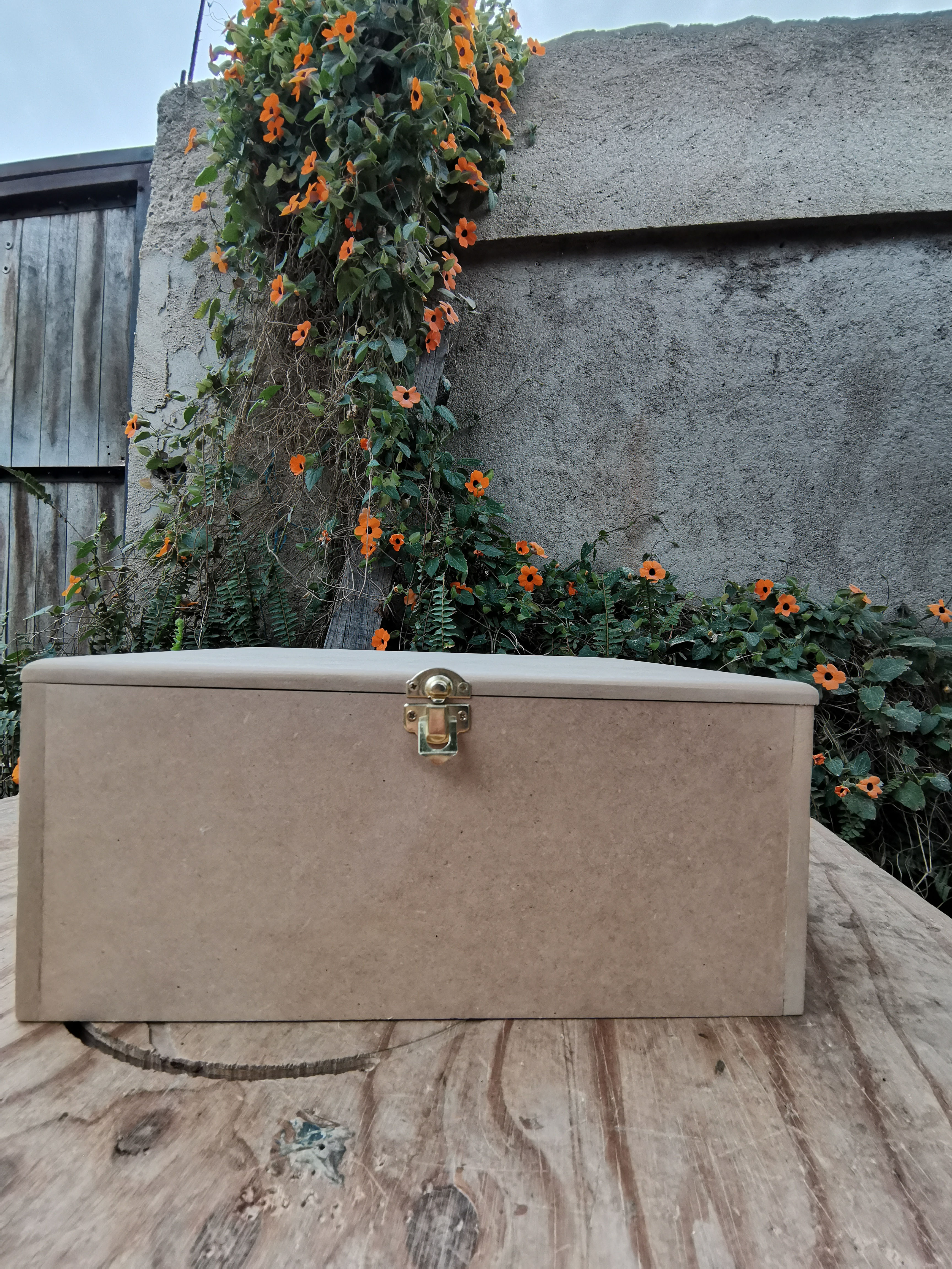 Caja grande con broche MDF