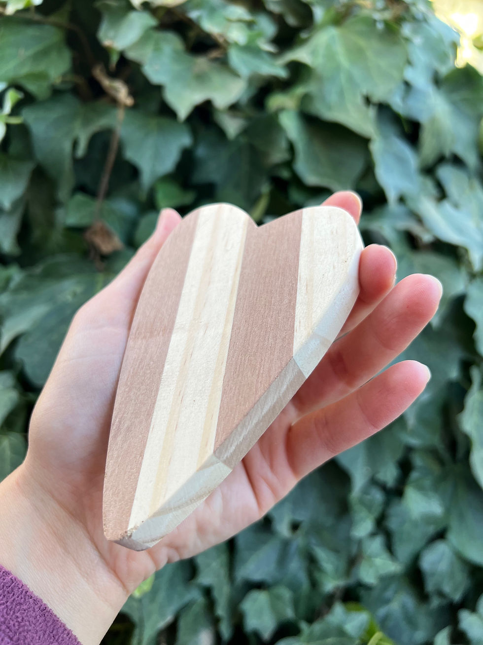 Miniatura: Corazon alargado madera reciclada pino y roble 11.5 x 7