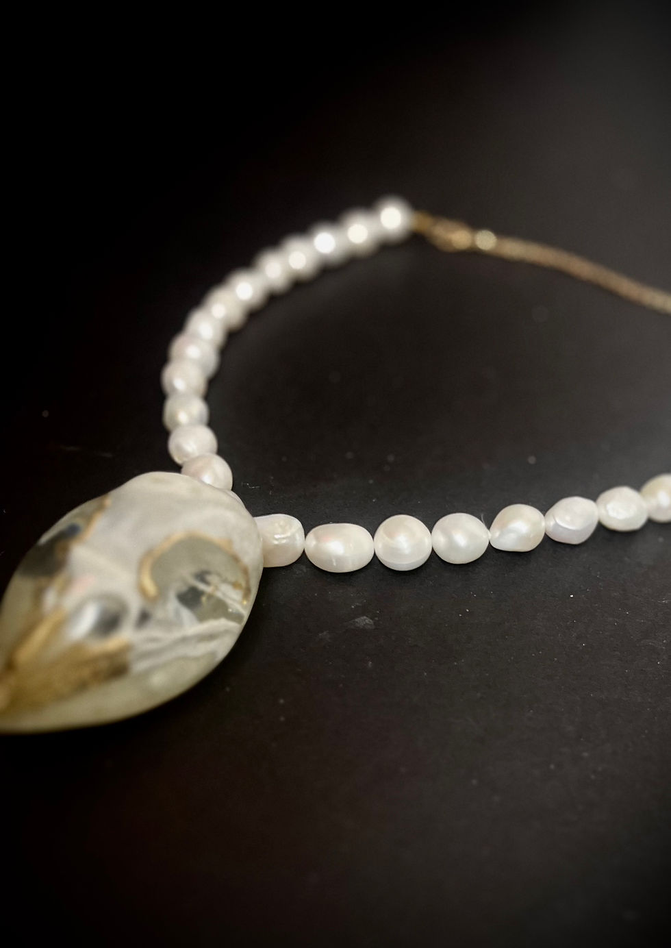 Thumbnail: Magpie Skull & Pearl Necklace
