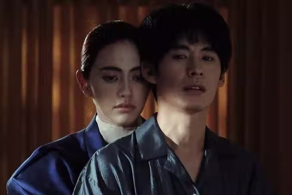 A Useful Ghost - Uma Ajuda do Além