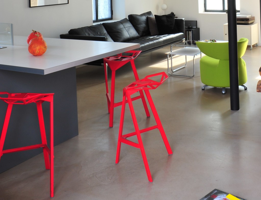 Hoker model STOOL ONE